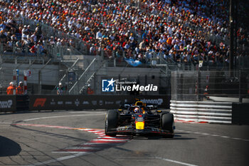 2024-05-26 - 01 VERSTAPPEN Max (nld), Red Bull Racing RB20, action during the Formula 1 Grand Prix de Monaco 2024, 8th round of the 2024 Formula One World Championship from May 23 to 26, 2024 on the Circuit de Monaco, in Monaco - F1 - MONACO GRAND PRIX 2024 - FORMULA 1 - MOTORS