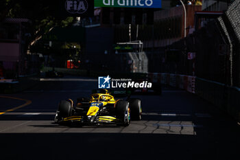 2024-05-26 - 81 PIASTRI Oscar (aus), McLaren F1 Team MCL38, action during the Formula 1 Grand Prix de Monaco 2024, 8th round of the 2024 Formula One World Championship from May 23 to 26, 2024 on the Circuit de Monaco, in Monaco - F1 - MONACO GRAND PRIX 2024 - FORMULA 1 - MOTORS