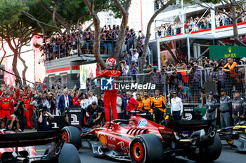 2024-05-26 - LECLERC Charles (mco), Scuderia Ferrari SF-24, portrait, celebrate his win during the Formula 1 Grand Prix de Monaco 2024, 8th round of the 2024 Formula One World Championship from May 23 to 26, 2024 on the Circuit de Monaco, in Monaco - F1 - MONACO GRAND PRIX 2024 - FORMULA 1 - MOTORS