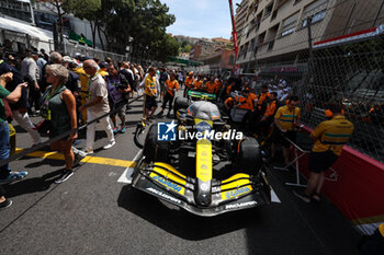 2024-05-26 - 04 NORRIS Lando (gbr), McLaren F1 Team MCL38, starting grid during the Formula 1 Grand Prix de Monaco 2024, 8th round of the 2024 Formula One World Championship from May 23 to 26, 2024 on the Circuit de Monaco, in Monaco - F1 - MONACO GRAND PRIX 2024 - FORMULA 1 - MOTORS