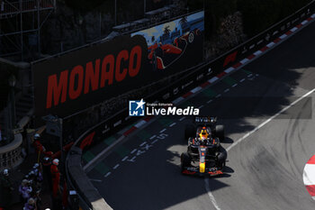 2024-05-26 - 01 VERSTAPPEN Max (nld), Red Bull Racing RB20, action during the Formula 1 Grand Prix de Monaco 2024, 8th round of the 2024 Formula One World Championship from May 23 to 26, 2024 on the Circuit de Monaco, in Monaco - F1 - MONACO GRAND PRIX 2024 - FORMULA 1 - MOTORS