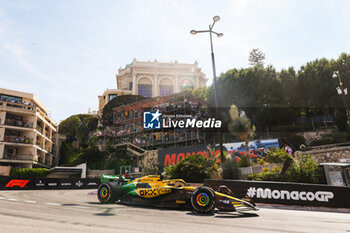 2024-05-26 - 81 PIASTRI Oscar (aus), McLaren F1 Team MCL38, action during the Formula 1 Grand Prix de Monaco 2024, 8th round of the 2024 Formula One World Championship from May 23 to 26, 2024 on the Circuit de Monaco, in Monaco - F1 - MONACO GRAND PRIX 2024 - FORMULA 1 - MOTORS