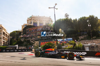 2024-05-26 - 01 VERSTAPPEN Max (nld), Red Bull Racing RB20, action during the Formula 1 Grand Prix de Monaco 2024, 8th round of the 2024 Formula One World Championship from May 23 to 26, 2024 on the Circuit de Monaco, in Monaco - F1 - MONACO GRAND PRIX 2024 - FORMULA 1 - MOTORS