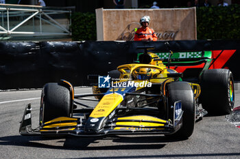 2024-05-26 - 81 PIASTRI Oscar (aus), McLaren F1 Team MCL38, action during the Formula 1 Grand Prix de Monaco 2024, 8th round of the 2024 Formula One World Championship from May 23 to 26, 2024 on the Circuit de Monaco, in Monaco - F1 - MONACO GRAND PRIX 2024 - FORMULA 1 - MOTORS