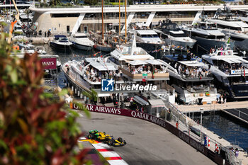 2024-05-26 - 81 PIASTRI Oscar (aus), McLaren F1 Team MCL38, action during the Formula 1 Grand Prix de Monaco 2024, 8th round of the 2024 Formula One World Championship from May 23 to 26, 2024 on the Circuit de Monaco, in Monaco - F1 - MONACO GRAND PRIX 2024 - FORMULA 1 - MOTORS