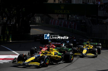 2024-05-26 - 81 PIASTRI Oscar (aus), McLaren F1 Team MCL38, action during the Formula 1 Grand Prix de Monaco 2024, 8th round of the 2024 Formula One World Championship from May 23 to 26, 2024 on the Circuit de Monaco, in Monaco - F1 - MONACO GRAND PRIX 2024 - FORMULA 1 - MOTORS