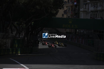 2024-05-26 - Start, departure 16 LECLERC Charles (mco), Scuderia Ferrari SF-24, action, 81 PIASTRI Oscar (aus), McLaren F1 Team MCL38, action during the Formula 1 Grand Prix de Monaco 2024, 8th round of the 2024 Formula One World Championship from May 23 to 26, 2024 on the Circuit de Monaco, in Monaco - F1 - MONACO GRAND PRIX 2024 - FORMULA 1 - MOTORS