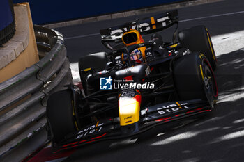 2024-05-26 - 01 VERSTAPPEN Max (nld), Red Bull Racing RB20, action during the Formula 1 Grand Prix de Monaco 2024, 8th round of the 2024 Formula One World Championship from May 23 to 26, 2024 on the Circuit de Monaco, in Monaco - F1 - MONACO GRAND PRIX 2024 - FORMULA 1 - MOTORS