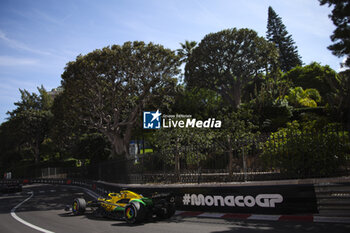 2024-05-26 - 81 PIASTRI Oscar (aus), McLaren F1 Team MCL38, action during the Formula 1 Grand Prix de Monaco 2024, 8th round of the 2024 Formula One World Championship from May 23 to 26, 2024 on the Circuit de Monaco, in Monaco - F1 - MONACO GRAND PRIX 2024 - FORMULA 1 - MOTORS