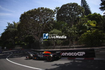 2024-05-26 - 01 VERSTAPPEN Max (nld), Red Bull Racing RB20, action during the Formula 1 Grand Prix de Monaco 2024, 8th round of the 2024 Formula One World Championship from May 23 to 26, 2024 on the Circuit de Monaco, in Monaco - F1 - MONACO GRAND PRIX 2024 - FORMULA 1 - MOTORS