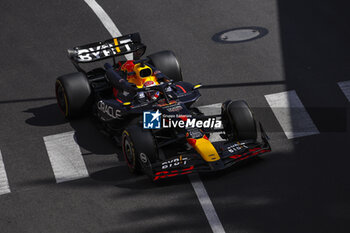 2024-05-26 - 01 VERSTAPPEN Max (nld), Red Bull Racing RB20, action during the Formula 1 Grand Prix de Monaco 2024, 8th round of the 2024 Formula One World Championship from May 23 to 26, 2024 on the Circuit de Monaco, in Monaco - F1 - MONACO GRAND PRIX 2024 - FORMULA 1 - MOTORS