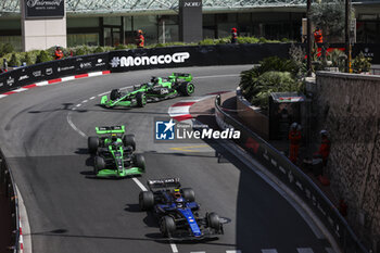 2024-05-26 - 02 SARGEANT Logan (usa), Williams Racing FW46, action and 24 ZHOU Guanyu (chi), Stake F1 Team Kick Sauber C44, action during the Formula 1 Grand Prix de Monaco 2024, 8th round of the 2024 Formula One World Championship from May 23 to 26, 2024 on the Circuit de Monaco, in Monaco - F1 - MONACO GRAND PRIX 2024 - FORMULA 1 - MOTORS