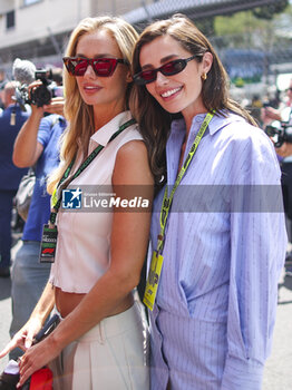 2024-05-26 - Rebecca Donaldson, model with a guest during the Formula 1 Grand Prix de Monaco 2024, 8th round of the 2024 Formula One World Championship from May 23 to 26, 2024 on the Circuit de Monaco, in Monaco - F1 - MONACO GRAND PRIX 2024 - FORMULA 1 - MOTORS