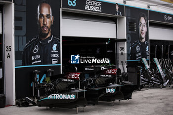 2024-06-06 - Mercedes AMG F1 Team W15, mechanical detail engines cover during the Formula 1 AWS Grand Prix du Canada 2024, 9th round of the 2024 Formula One World Championship from June 07 to 09, 2024 on the Circuit Gilles Villeneuve, in Montréal, Canada - F1 - CANADIAN GRAND PRIX 2024 - FORMULA 1 - MOTORS