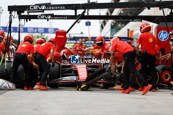 2024-06-06 - Scuderia Ferrari pit stop practice during the Formula 1 AWS Grand Prix du Canada 2024, 9th round of the 2024 Formula One World Championship from June 07 to 09, 2024 on the Circuit Gilles Villeneuve, in Montréal, Canada - F1 - CANADIAN GRAND PRIX 2024 - FORMULA 1 - MOTORS