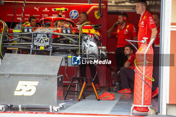 2024-06-06 - Scuderia Ferrari garage and paddock
during Formula 1 Aws Grand Prix du Canada 2024, Montreal, Quebec, Canada, from Jun 6th to 9th - Rounfd 9 of 24 of 2024 F1 World Championship - FORMULA 1 AWS GRAND PRIX DU CANADA 2024 - FORMULA 1 - MOTORS