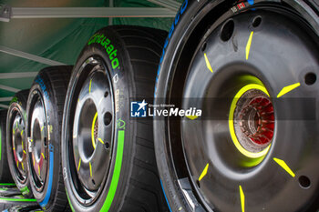 2024-06-06 - Aston Martin Aramco F1 Team wheels with pirelli tyres during Formula 1 Aws Grand Prix du Canada 2024, Montreal, Quebec, Canada, from Jun 6th to 9th - Rounfd 9 of 24 of 2024 F1 World Championship - FORMULA 1 AWS GRAND PRIX DU CANADA 2024 - FORMULA 1 - MOTORS