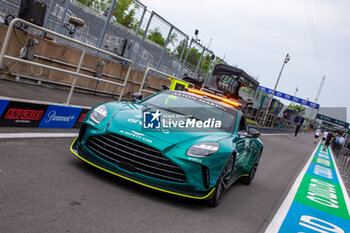 2024-06-06 - Safety Car - Aston Martin Vantage on pitlane - track atmosphere during Formula 1 Aws Grand Prix du Canada 2024, Montreal, Quebec, Canada, from Jun 6th to 9th - Rounfd 9 of 24 of 2024 F1 World Championship - FORMULA 1 AWS GRAND PRIX DU CANADA 2024 - FORMULA 1 - MOTORS