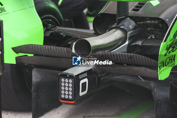 2024-06-07 - Stake F1 Team Kick Sauber C44, mechanical detail Beam wing during the Formula 1 AWS Grand Prix du Canada 2024, 9th round of the 2024 Formula One World Championship from June 07 to 09, 2024 on the Circuit Gilles Villeneuve, in Montréal, Canada - F1 - CANADIAN GRAND PRIX 2024 - FORMULA 1 - MOTORS