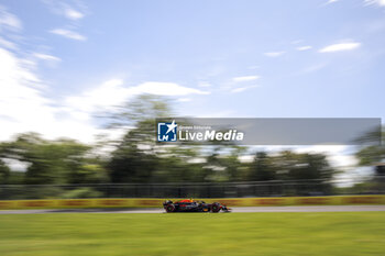 2024-06-07 - 11 PEREZ Sergio (mex), Red Bull Racing RB20, action during the Formula 1 AWS Grand Prix du Canada 2024, 9th round of the 2024 Formula One World Championship from June 07 to 09, 2024 on the Circuit Gilles Villeneuve, in Montréal, Canada - F1 - CANADIAN GRAND PRIX 2024 - FORMULA 1 - MOTORS