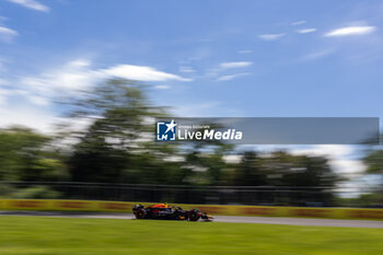 2024-06-07 - 11 PEREZ Sergio (mex), Red Bull Racing RB20, action during the Formula 1 AWS Grand Prix du Canada 2024, 9th round of the 2024 Formula One World Championship from June 07 to 09, 2024 on the Circuit Gilles Villeneuve, in Montréal, Canada - F1 - CANADIAN GRAND PRIX 2024 - FORMULA 1 - MOTORS