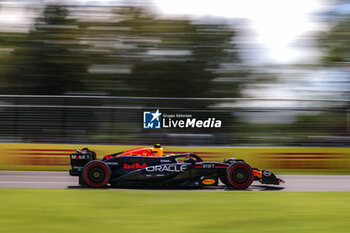 2024-06-07 - 11 PEREZ Sergio (mex), Red Bull Racing RB20, action during the Formula 1 AWS Grand Prix du Canada 2024, 9th round of the 2024 Formula One World Championship from June 07 to 09, 2024 on the Circuit Gilles Villeneuve, in Montréal, Canada - F1 - CANADIAN GRAND PRIX 2024 - FORMULA 1 - MOTORS