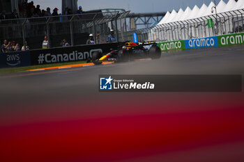 2024-06-07 - 01 VERSTAPPEN Max (nld), Red Bull Racing RB20, action during the Formula 1 AWS Grand Prix du Canada 2024, 9th round of the 2024 Formula One World Championship from June 07 to 09, 2024 on the Circuit Gilles Villeneuve, in Montréal, Canada - F1 - CANADIAN GRAND PRIX 2024 - FORMULA 1 - MOTORS