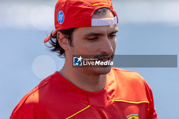 2024-06-07 - Carlos Sainz Jr. (ESP) - Scuderia Ferrari - Ferrari SF-24 - Ferrari during Formula 1 Aws Grand Prix du Canada 2024, Montreal, Quebec, Canada, from Jun 6th to 9th - Rounfd 9 of 24 of 2024 F1 World Championship - FORMULA 1 AWS GRAND PRIX DU CANADA 2024 - FORMULA 1 - MOTORS