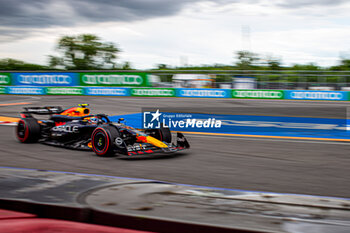 2024-06-07 - Sergio Perez (MEX) - Oracle Red Bull Racing - Red Bull RB20 - Honda RBPT
during Formula 1 Aws Grand Prix du Canada 2024, Montreal, Quebec, Canada, from Jun 6th to 9th - Round 9 of 24 of 2024 F1 World Championship - FORMULA 1 AWS GRAND PRIX DU CANADA 2024 - FORMULA 1 - MOTORS