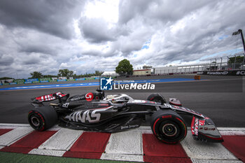 2024-06-08 - 20 MAGNUSSEN Kevin (den), Haas F1 Team VF-24 Ferrari, action during the Formula 1 AWS Grand Prix du Canada 2024, 9th round of the 2024 Formula One World Championship from June 07 to 09, 2024 on the Circuit Gilles Villeneuve, in Montréal, Canada - F1 - CANADIAN GRAND PRIX 2024 - FORMULA 1 - MOTORS