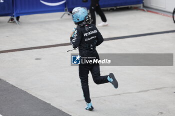 2024-06-08 - RUSSELL George (gbr), Mercedes AMG F1 Team W15, portrait pole position celebration during the Formula 1 AWS Grand Prix du Canada 2024, 9th round of the 2024 Formula One World Championship from June 07 to 09, 2024 on the Circuit Gilles Villeneuve, in Montréal, Canada - F1 - CANADIAN GRAND PRIX 2024 - FORMULA 1 - MOTORS