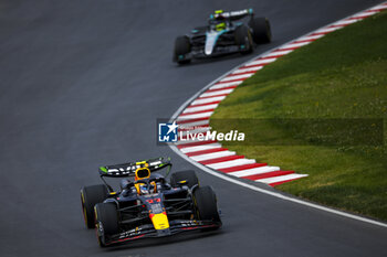 2024-06-08 - 11 PEREZ Sergio (mex), Red Bull Racing RB20, action during the Formula 1 AWS Grand Prix du Canada 2024, 9th round of the 2024 Formula One World Championship from June 07 to 09, 2024 on the Circuit Gilles Villeneuve, in Montréal, Canada - F1 - CANADIAN GRAND PRIX 2024 - FORMULA 1 - MOTORS