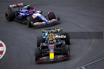 2024-06-08 - 11 PEREZ Sergio (mex), Red Bull Racing RB20, action during the Formula 1 AWS Grand Prix du Canada 2024, 9th round of the 2024 Formula One World Championship from June 07 to 09, 2024 on the Circuit Gilles Villeneuve, in Montréal, Canada - F1 - CANADIAN GRAND PRIX 2024 - FORMULA 1 - MOTORS