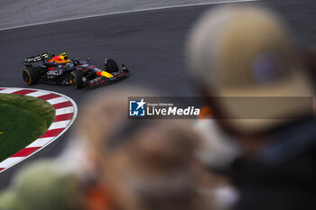 2024-06-08 - 11 PEREZ Sergio (mex), Red Bull Racing RB20, action during the Formula 1 AWS Grand Prix du Canada 2024, 9th round of the 2024 Formula One World Championship from June 07 to 09, 2024 on the Circuit Gilles Villeneuve, in Montréal, Canada - F1 - CANADIAN GRAND PRIX 2024 - FORMULA 1 - MOTORS