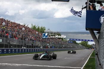 2024-06-09 - 63 RUSSELL George (gbr), Mercedes AMG F1 Team W15, action 44 HAMILTON Lewis (gbr), Mercedes AMG F1 Team W15, action checkered flag, drapeau during the Formula 1 AWS Grand Prix du Canada 2024, 9th round of the 2024 Formula One World Championship from June 07 to 09, 2024 on the Circuit Gilles Villeneuve, in Montréal, Canada - F1 - CANADIAN GRAND PRIX 2024 - FORMULA 1 - MOTORS