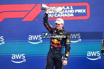 2024-06-09 - VERSTAPPEN Max (ned), Red Bull Racing RB20, portrait podium during the Formula 1 AWS Grand Prix du Canada 2024, 9th round of the 2024 Formula One World Championship from June 07 to 09, 2024 on the Circuit Gilles Villeneuve, in Montréal, Canada - F1 - CANADIAN GRAND PRIX 2024 - FORMULA 1 - MOTORS