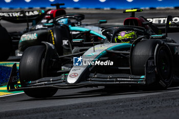 2024-06-09 - 44 HAMILTON Lewis (gbr), Mercedes AMG F1 Team W15, 63 RUSSELL George (gbr), Mercedes AMG F1 Team W15, action during the Formula 1 AWS Grand Prix du Canada 2024, 9th round of the 2024 Formula One World Championship from June 07 to 09, 2024 on the Circuit Gilles Villeneuve, in Montréal, Canada - F1 - CANADIAN GRAND PRIX 2024 - FORMULA 1 - MOTORS