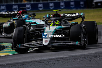 2024-06-09 - 44 HAMILTON Lewis (gbr), Mercedes AMG F1 Team W15, 63 RUSSELL George (gbr), Mercedes AMG F1 Team W15, action during the Formula 1 AWS Grand Prix du Canada 2024, 9th round of the 2024 Formula One World Championship from June 07 to 09, 2024 on the Circuit Gilles Villeneuve, in Montréal, Canada - F1 - CANADIAN GRAND PRIX 2024 - FORMULA 1 - MOTORS