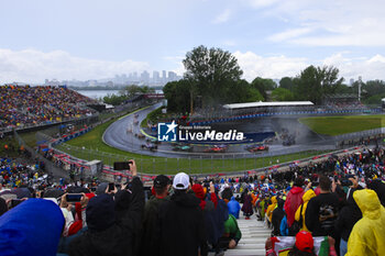 2024-06-09 - Start of the race 01 VERSTAPPEN Max (nld), Red Bull Racing RB20, action leads during the Formula 1 AWS Grand Prix du Canada 2024, 9th round of the 2024 Formula One World Championship from June 07 to 09, 2024 on the Circuit Gilles Villeneuve, in Montréal, Canada - F1 - CANADIAN GRAND PRIX 2024 - FORMULA 1 - MOTORS