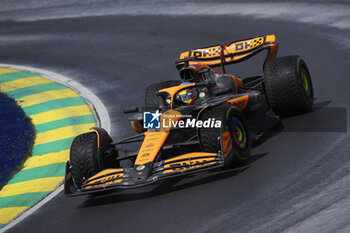 2024-06-09 - 81 PIASTRI Oscar (aus), McLaren F1 Team MCL38, action during the Formula 1 AWS Grand Prix du Canada 2024, 9th round of the 2024 Formula One World Championship from June 07 to 09, 2024 on the Circuit Gilles Villeneuve, in Montréal, Canada - F1 - CANADIAN GRAND PRIX 2024 - FORMULA 1 - MOTORS