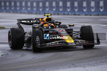 2024-06-09 - 11 PEREZ Sergio (mex), Red Bull Racing RB20, action during the Formula 1 AWS Grand Prix du Canada 2024, 9th round of the 2024 Formula One World Championship from June 07 to 09, 2024 on the Circuit Gilles Villeneuve, in Montréal, Canada - F1 - CANADIAN GRAND PRIX 2024 - FORMULA 1 - MOTORS