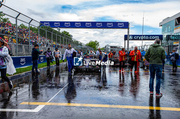 2024-06-09 - cars on the grid before the race
during Formula 1 Aws Grand Prix du Canada 2024, Montreal, Quebec, Canada, from Jun 6th to 9th - Round 9 of 24 of 2024 F1 World Championship - FORMULA 1 AWS GRAND PRIX DU CANADA 2024 - FORMULA 1 - MOTORS