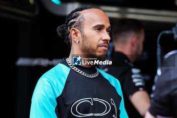 2024-06-20 - HAMILTON Lewis (gbr), Mercedes AMG F1 Team W15, portrait during the Formula 1 Aramco Gran Premio de Espana 2024, 10th round of the 2024 Formula One World Championship from June 21 to 23, 2024 on the Circuit de Barcelona-Catalunya, in Montmeló, Spain - F1 - SPANISH GRAND PRIX 2024 - FORMULA 1 - MOTORS