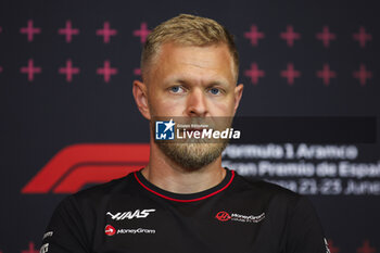 2024-06-20 - MAGNUSSEN Kevin (den), Haas F1 Team VF-24 Ferrari, portrait during the Formula 1 Aramco Gran Premio de Espana 2024, 10th round of the 2024 Formula One World Championship from June 21 to 23, 2024 on the Circuit de Barcelona-Catalunya, in Montmeló, Spain - F1 - SPANISH GRAND PRIX 2024 - FORMULA 1 - MOTORS