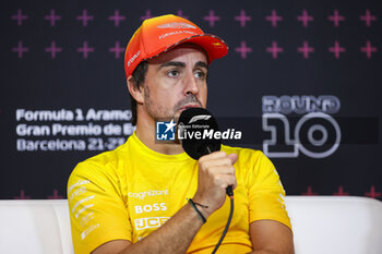 2024-06-20 - ALONSO Fernando (spa), Aston Martin F1 Team AMR24, portrait during the Formula 1 Aramco Gran Premio de Espana 2024, 10th round of the 2024 Formula One World Championship from June 21 to 23, 2024 on the Circuit de Barcelona-Catalunya, in Montmeló, Spain - F1 - SPANISH GRAND PRIX 2024 - FORMULA 1 - MOTORS