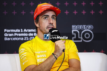 2024-06-20 - ALONSO Fernando (spa), Aston Martin F1 Team AMR24, portrait during the Formula 1 Aramco Gran Premio de Espana 2024, 10th round of the 2024 Formula One World Championship from June 21 to 23, 2024 on the Circuit de Barcelona-Catalunya, in Montmeló, Spain - F1 - SPANISH GRAND PRIX 2024 - FORMULA 1 - MOTORS