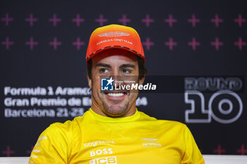 2024-06-20 - ALONSO Fernando (spa), Aston Martin F1 Team AMR24, portrait during the Formula 1 Aramco Gran Premio de Espana 2024, 10th round of the 2024 Formula One World Championship from June 21 to 23, 2024 on the Circuit de Barcelona-Catalunya, in Montmeló, Spain - F1 - SPANISH GRAND PRIX 2024 - FORMULA 1 - MOTORS