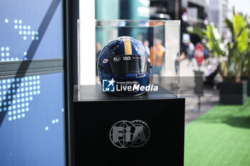 2024-06-20 - FIA Helmet during the Formula 1 Aramco Gran Premio de Espana 2024, 10th round of the 2024 Formula One World Championship from June 21 to 23, 2024 on the Circuit de Barcelona-Catalunya, in Montmeló, Spain - F1 - SPANISH GRAND PRIX 2024 - FORMULA 1 - MOTORS