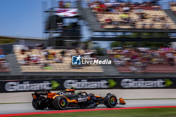 2024-06-21 - 04 NORRIS Lando (gbr), McLaren F1 Team MCL38, action during the Formula 1 Aramco Gran Premio de Espana 2024, 10th round of the 2024 Formula One World Championship from June 21 to 23, 2024 on the Circuit de Barcelona-Catalunya, in Montmeló, Spain - F1 - SPANISH GRAND PRIX 2024 - FORMULA 1 - MOTORS