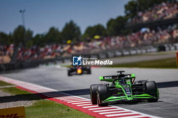 2024-06-21 - 77 BOTTAS Valtteri (fin), Stake F1 Team Kick Sauber C44, action during the Formula 1 Aramco Gran Premio de Espana 2024, 10th round of the 2024 Formula One World Championship from June 21 to 23, 2024 on the Circuit de Barcelona-Catalunya, in Montmeló, Spain - F1 - SPANISH GRAND PRIX 2024 - FORMULA 1 - MOTORS